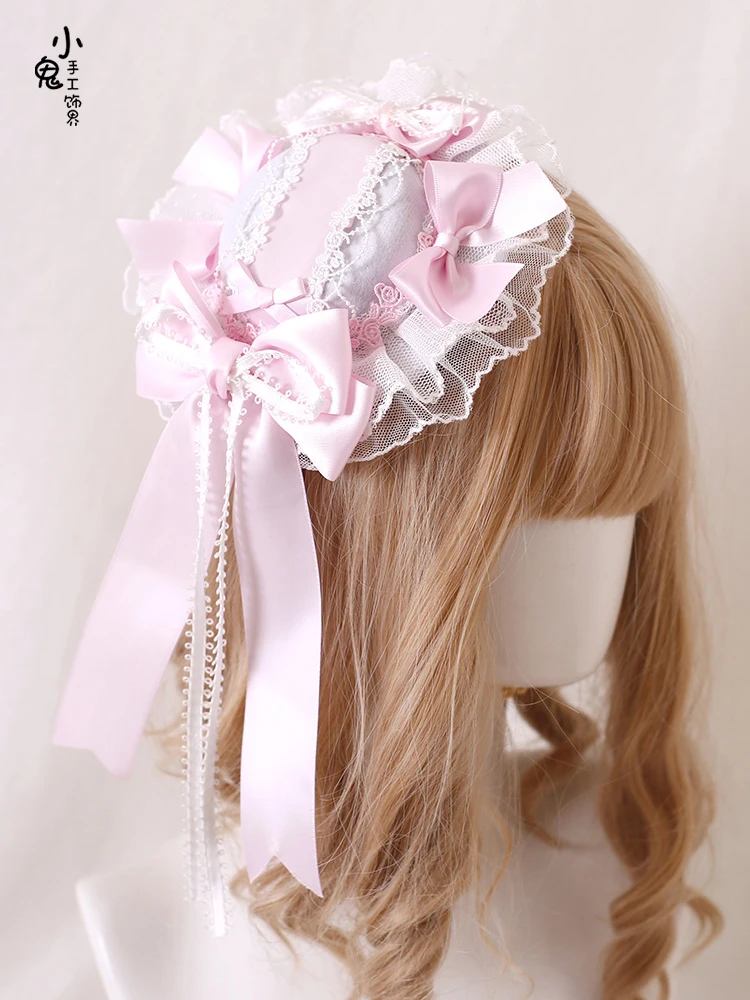 Original pink silk satin ballet lolita headband hair clip top hat headband kc sweet feather flat hat
Original pink silk satin ballet lolita headband hair clip top hat headband kc sweet feather flat hat