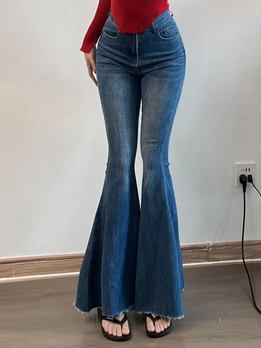 Расклешенные джинсы в стиле ретро, Гонконг, женские утягивающие джинсы с высокой талией, подтягивающие потертые джинсы Fi Tail, длина до пола, модные 
Расклешенные джинсы в стиле ретро, Гонконг, женские утягивающие джинсы с высокой талией, подтягивающие потертые джинсы Fi Tail, длина до пола, модные