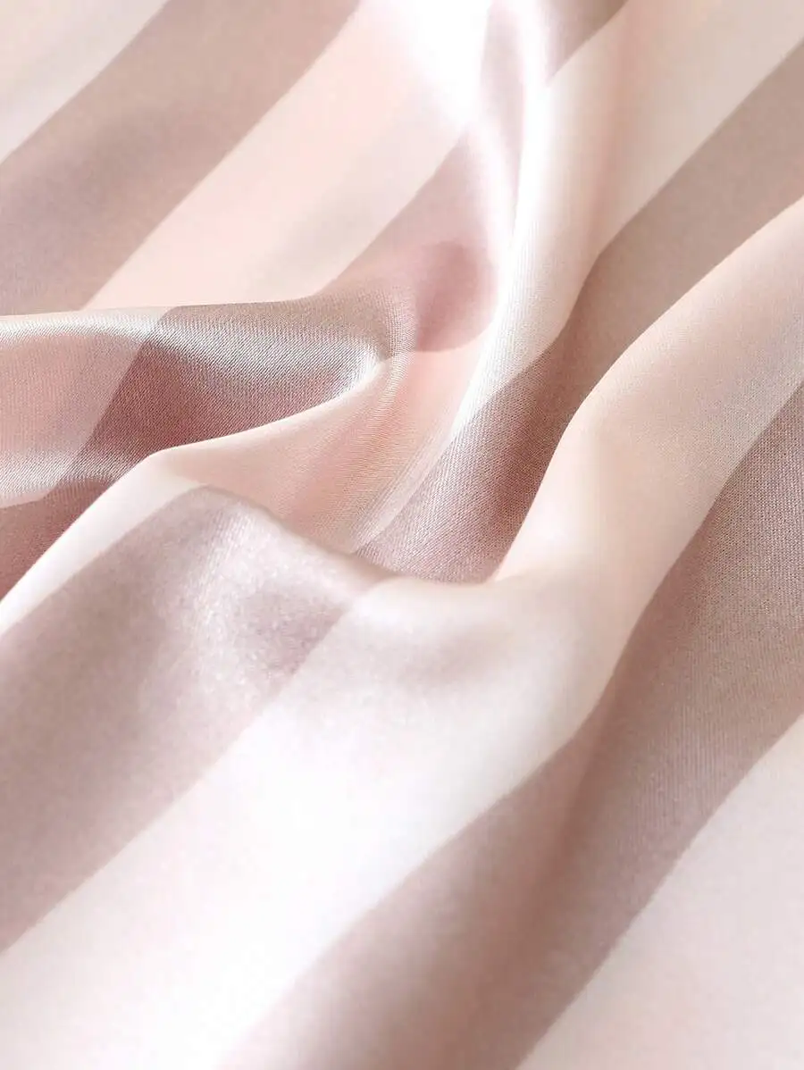 2pcs Satin Striped Pajama Set Long Sleeve Lapel Shirt Bowknot Pants Home Wear Autumn Winter
2pcs Satin Striped Pajama Set Long Sleeve Lapel Shirt Bowknot Pants Home Wear Autumn Winter