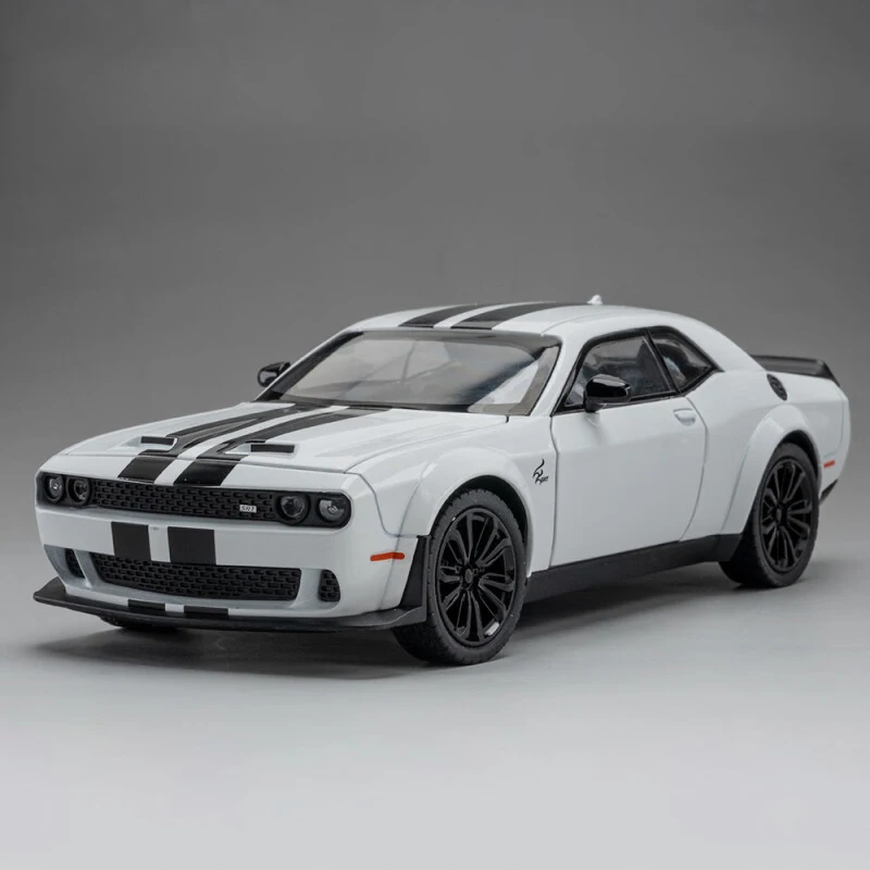 1:22 Dodge Challenger Redeye Hellcat супер мускулистый спортивный автомобиль из сплава, литая под давлением модель, коллекционный демонстрационный орнамент, подарок для друзей
1:22 Dodge Challenger Redeye Hellcat супер мускулистый спортивный автомобиль из сплава, литая под давлением модель, коллекционный демонстрационный орнамент, подарок для друзей