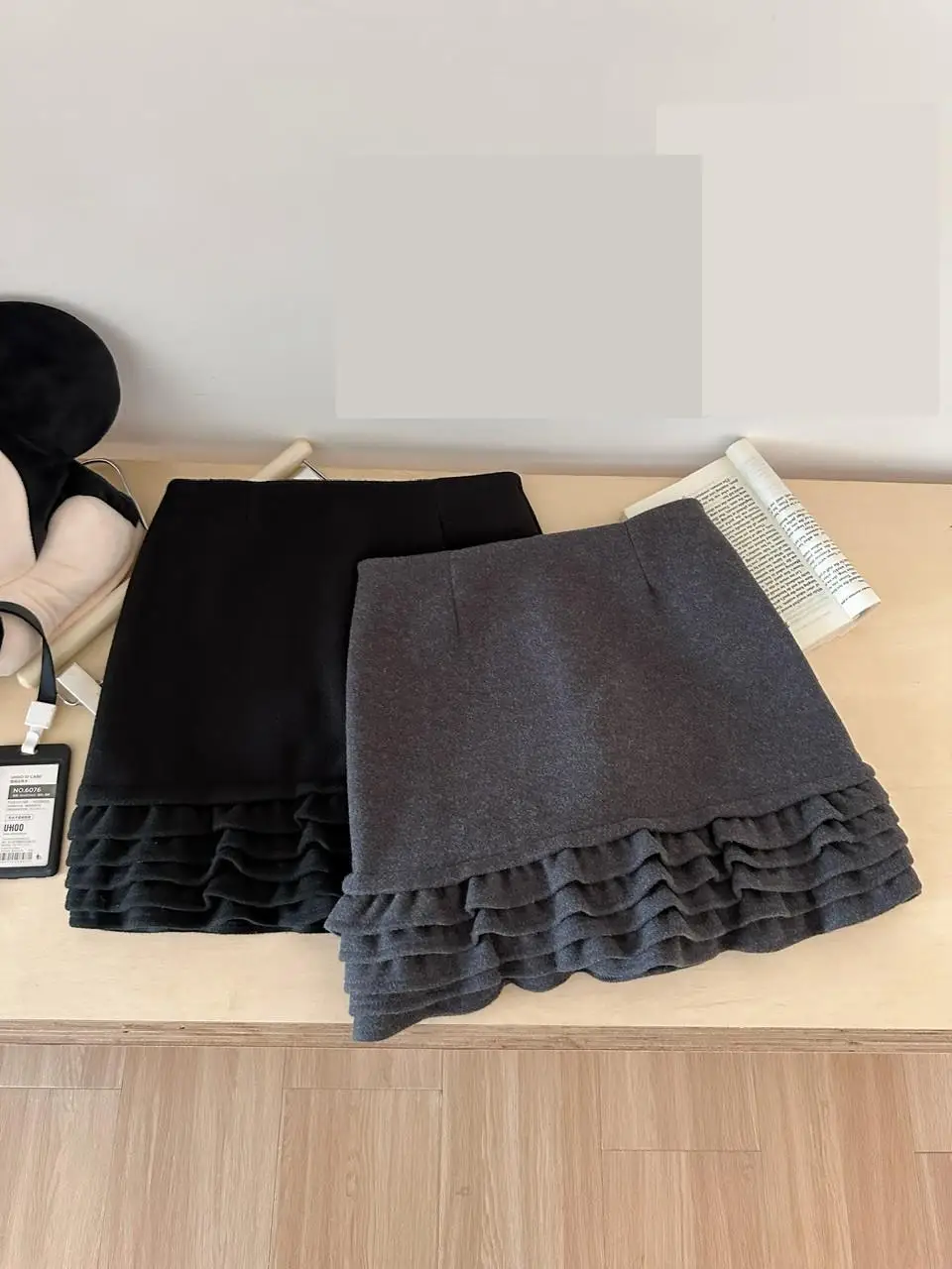 Women's Elegant Ruffles Wool&blend Skirt Lady Autumn Winter High Waist A Line Short Skirt
Women's Elegant Ruffles Wool&blend Skirt Lady Autumn Winter High Waist A Line Short Skirt