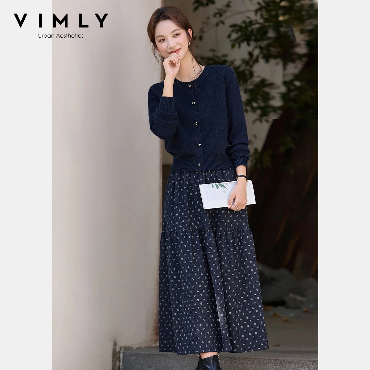 VIMLY Зимний женский комплект с юбкой во французском стиле, темно-синий кардиган с круглым вырезом, длинная юбка с цветочным принтом, зима 2025, женская юбка, костюм, комплект A3336
VIMLY Зимний женский комплект с юбкой во французском стиле, темно-синий кардиган с круглым вырезом, длинная юбка с цветочным принтом, зима 2025, женская юбка, костюм, комплект A3336