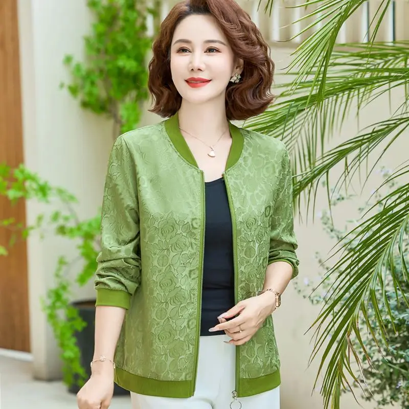 Spring/summer 2025 New Mother Sunscreen Clothing Fashion Thin Loose Joker Short Jacquard Sun-Protective Clothing Coat
Spring/summer 2025 New Mother Sunscreen Clothing Fashion Thin Loose Joker Short Jacquard Sun-Protective Clothing Coat