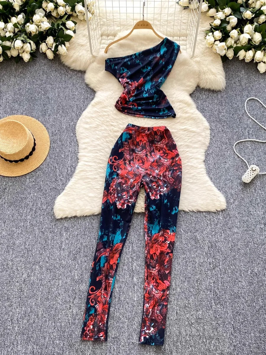 Foamlina Sexy Spice Girl Print Two-Piece Set Women's Summer One-Shoulder Sleeveless Top + High Waist Slim Leggings Pants Suits
Foamlina Sexy Spice Girl Print Two-Piece Set Women's Summer One-Shoulder Sleeveless Top + High Waist Slim Leggings Pants Suits