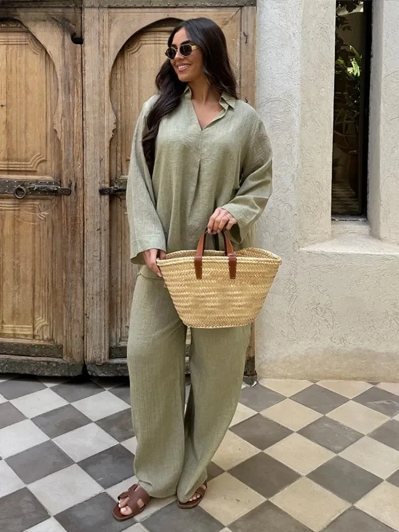 Повседневные женские брючные костюмы, однотонные женские прямые брюки с отложным воротником и длинными рукавами, новинка 2025, весна-лето, комплект из 2 предметов для женщин
Повседневные женские брючные костюмы, однотонные женские прямые брюки с отложным воротником и длинными рукавами, новинка 2025, весна-лето, комплект из 2 предметов для женщин