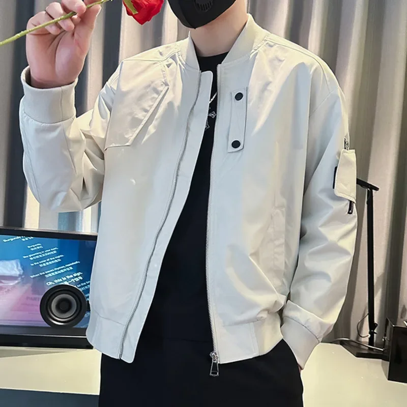 High Street Solid Color Retro Couple Bomber Jacket Stand Collar Zipper Pocket Baseball Jacket Men Coat Jacket Male Club Outfit
High Street Solid Color Retro Couple Bomber Jacket Stand Collar Zipper Pocket Baseball Jacket Men Coat Jacket Male Club Outfit