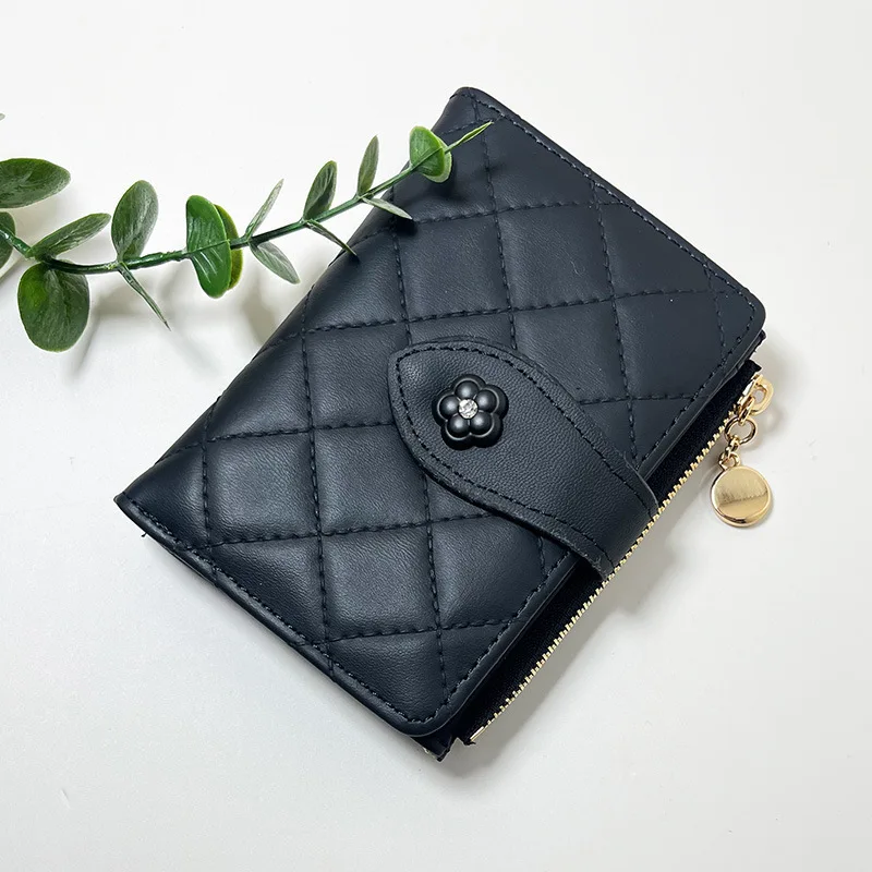 2024 New Women's Short Wallets Zipper Multi-slot Diamond Check Fashion Coin Purse Women's Short Purse Card Bag Wallet
2024 New Women's Short Wallets Zipper Multi-slot Diamond Check Fashion Coin Purse Women's Short Purse Card Bag Wallet