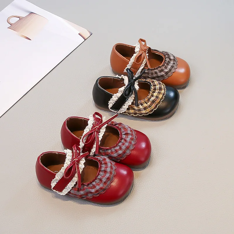 Kids'Casual Shoes PU Leather Shoes Solid Color Lace Bow Winter Shoes For Girls Anti-slip Soft Bottom Black Red Shoes Size23-34 
Kids'Casual Shoes PU Leather Shoes Solid Color Lace Bow Winter Shoes For Girls Anti-slip Soft Bottom Black Red Shoes Size23-34