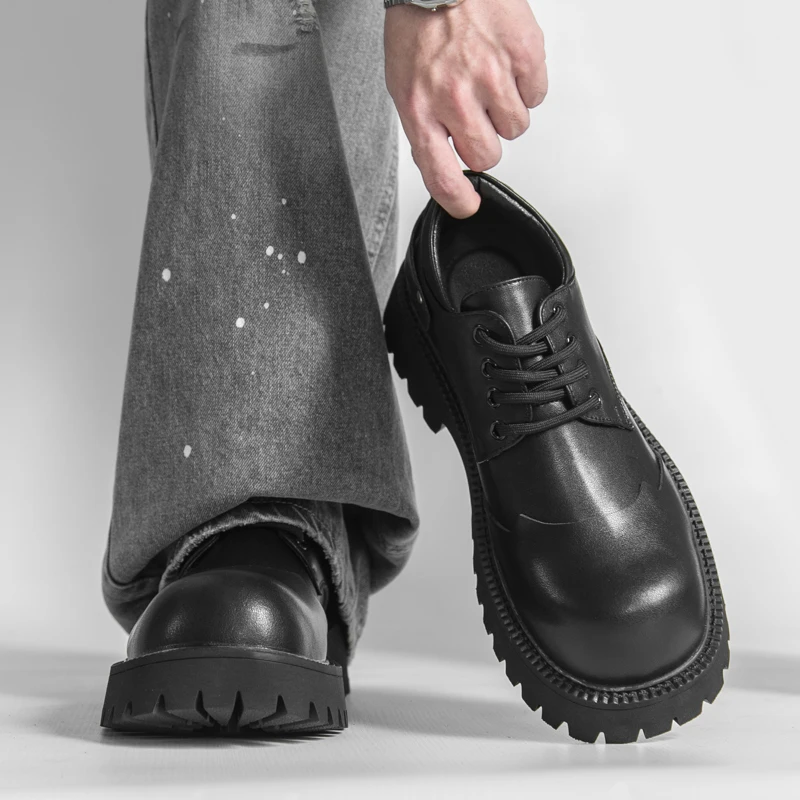 2026 new model high-top leather men's shoes, fashionable, casual, business and office thick-soled men's shoes
2026 new model high-top leather men's shoes, fashionable, casual, business and office thick-soled men's shoes