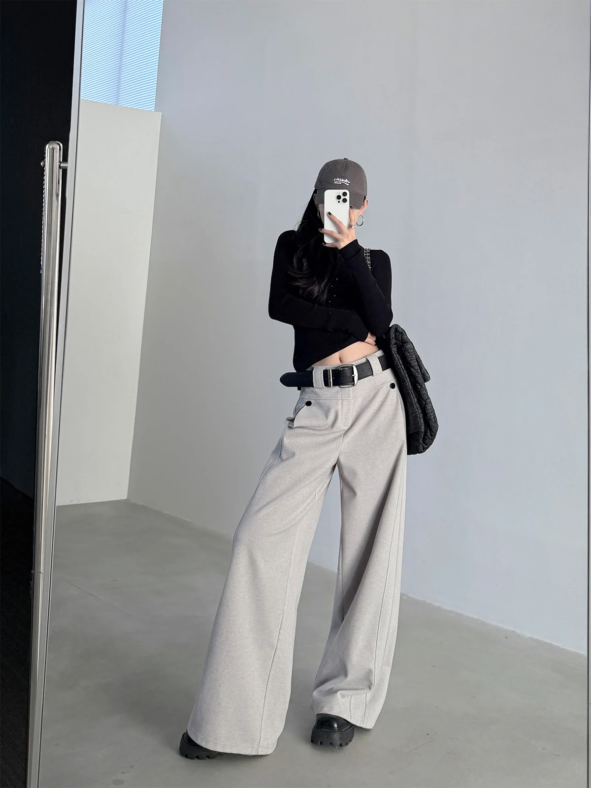 High Waist Design Suit Pants Women's Versatile Wide Leg Pants Paperlll Cloud Trace Design Layered Waist Head Commute Sle
High Waist Design Suit Pants Women's Versatile Wide Leg Pants Paperlll Cloud Trace Design Layered Waist Head Commute Sle