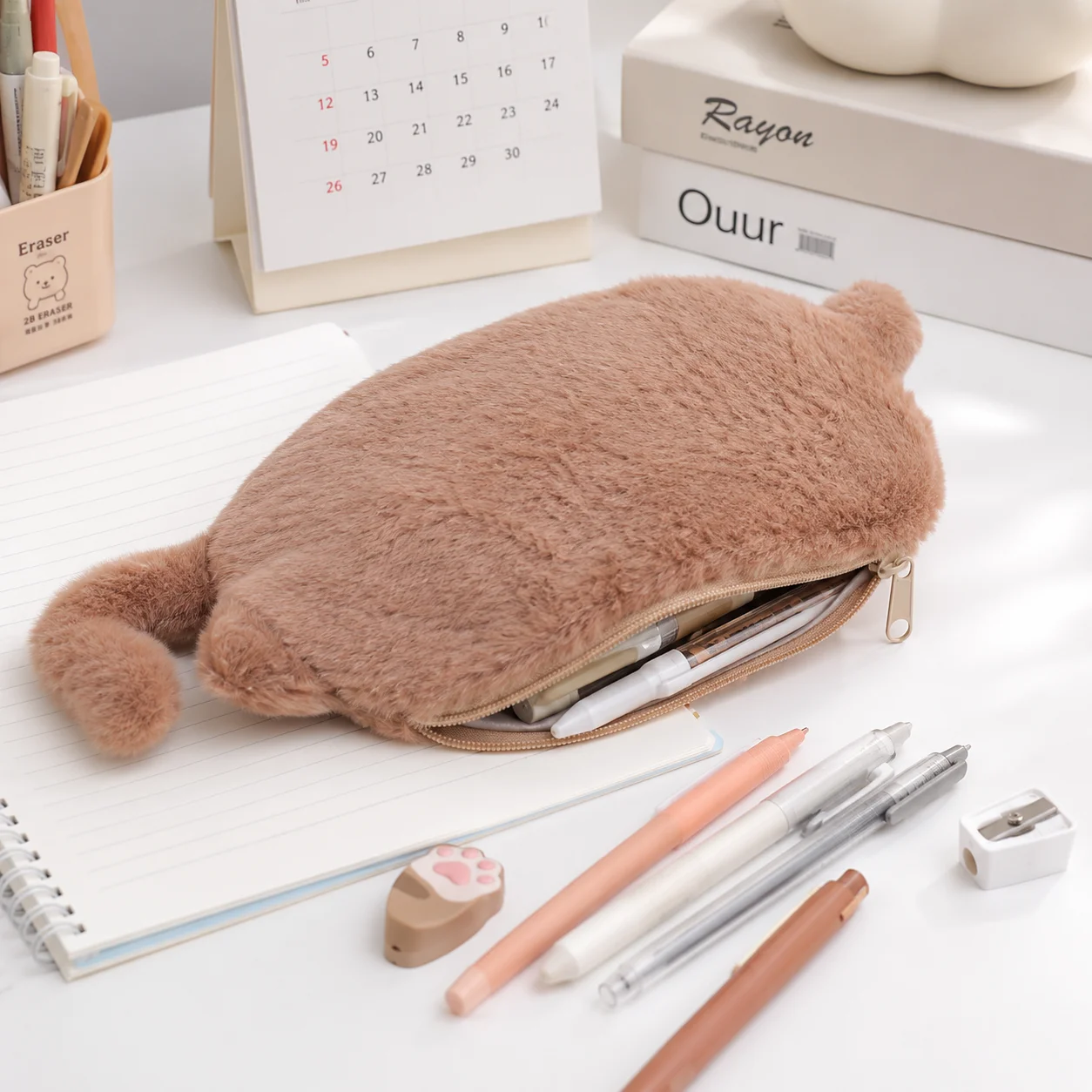 1PCS Cute Back View Cat Plush Pencil Pouch Soft Fluffy Fabric Zipper Stationery Bag for Teen Girls Students School Daily Storage
1PCS Cute Back View Cat Plush Pencil Pouch Soft Fluffy Fabric Zipper Stationery Bag for Teen Girls Students School Daily Storage