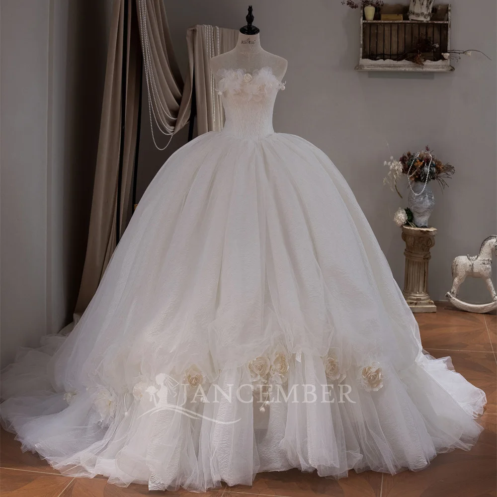 Романтическое бальное платье, свадебные платья для женщин, кружевное платье без бретелек со шлейфом De Mariee для невест по индивидуальному заказу ZW00387
Романтическое бальное платье, свадебные платья для женщин, кружевное платье без бретелек со шлейфом De Mariee для невест по индивидуальному заказу ZW00387