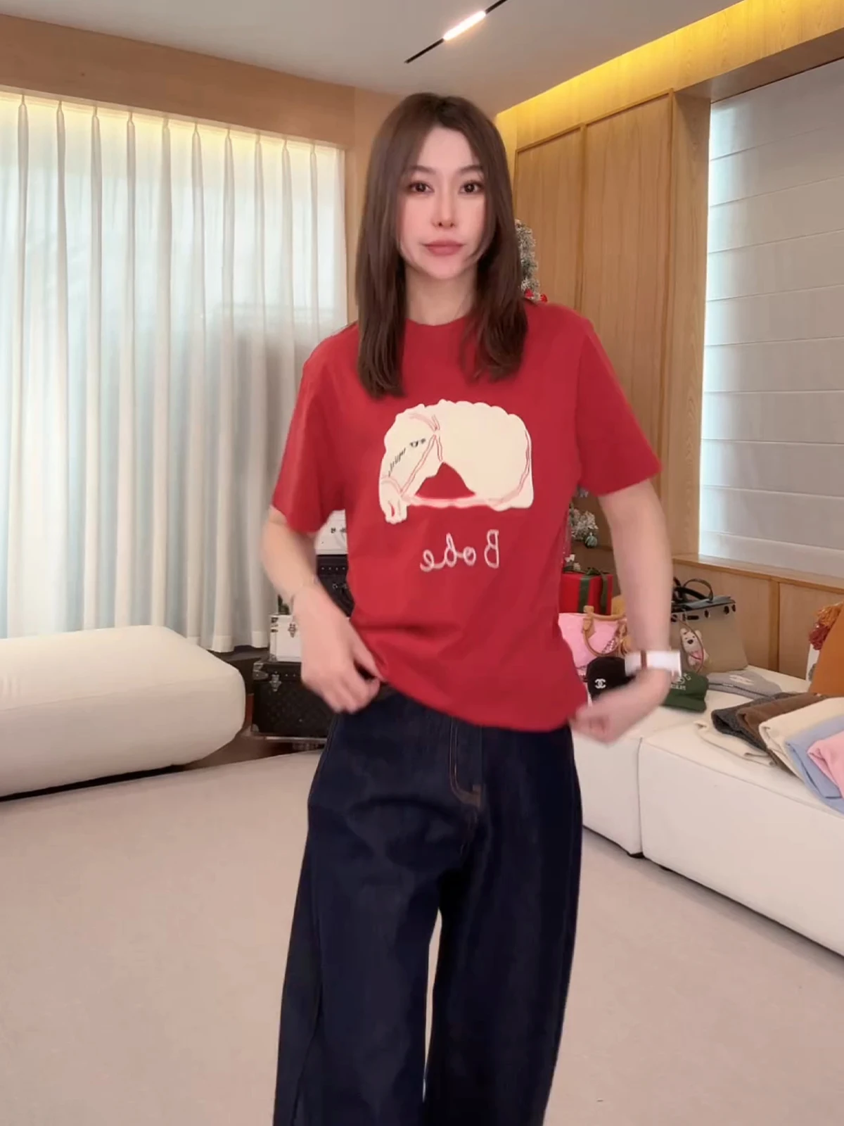 Женская футболка Lin Rou Rou с круглым вырезом и коротким рукавом, летняя новинка, простой хлопковый дизайн, креативный принт, свободный крой, уличный стиль
Женская футболка Lin Rou Rou с круглым вырезом и коротким рукавом, летняя новинка, простой хлопковый дизайн, креативный принт, свободный крой, уличный стиль