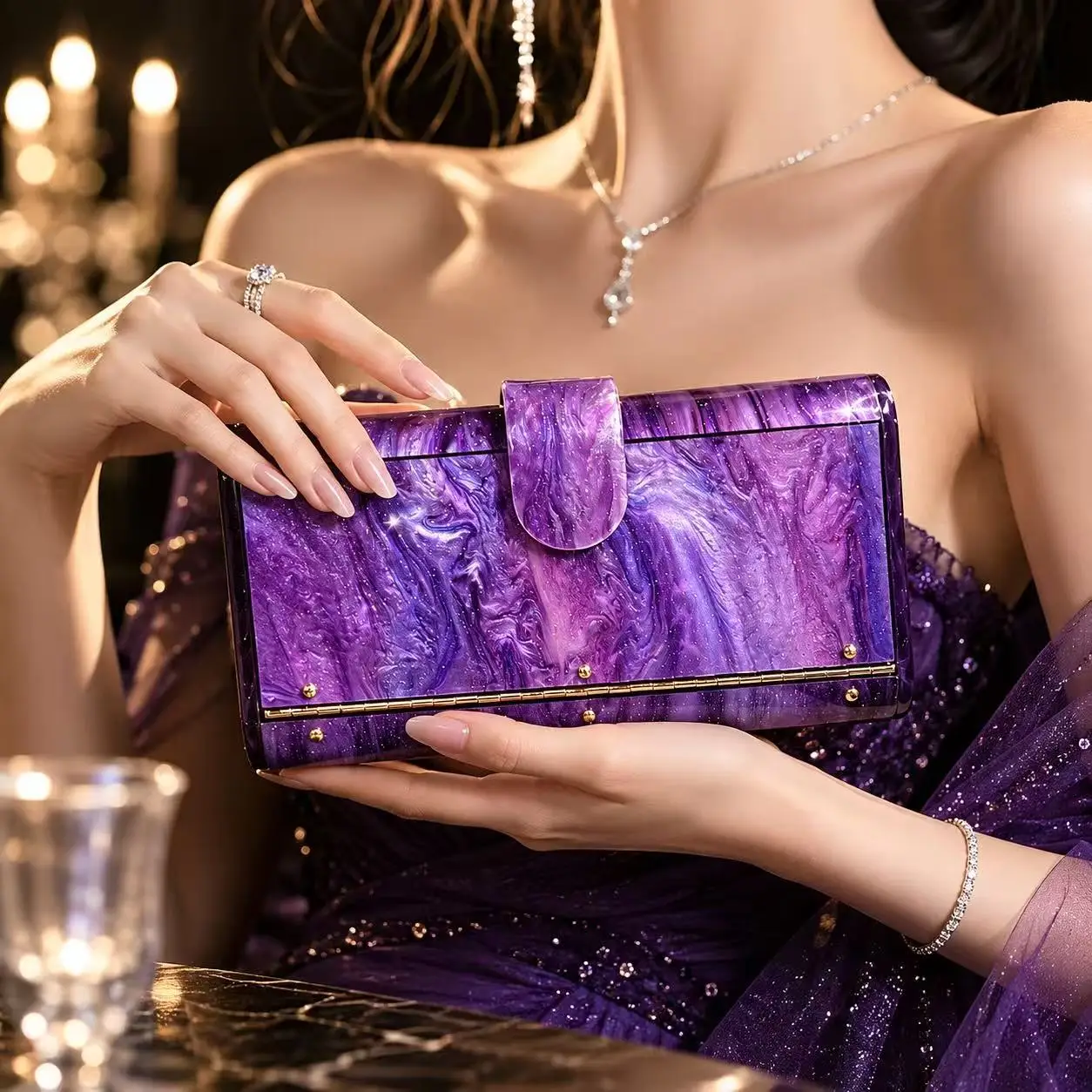 Women's new shoulder oblique span bag, special-shaped shell acrylic bag, fashionable wedding dinner clutch bag
Women's new shoulder oblique span bag, special-shaped shell acrylic bag, fashionable wedding dinner clutch bag