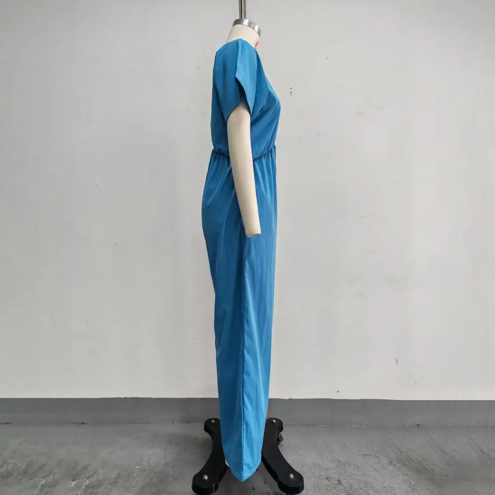 Women Jumpsuit Polyester Jumpsuit Women's Deep V Neck Jumpsuit Casual Wide Leg Romper with Pockets Summer Short for Vacation
Women Jumpsuit Polyester Jumpsuit Women's Deep V Neck Jumpsuit Casual Wide Leg Romper with Pockets Summer Short for Vacation