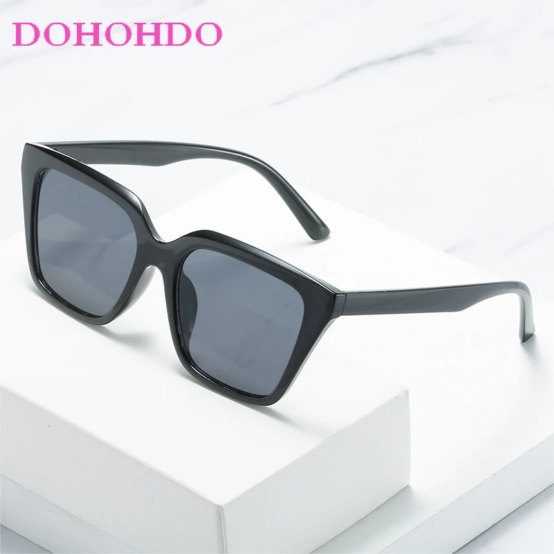 Luxury Brand Designer Square Sunglasses For Men Women Fashion Classic Eyeglasses Outdoor Summer Traveling Shades Eyewear UV400
Luxury Brand Designer Square Sunglasses For Men Women Fashion Classic Eyeglasses Outdoor Summer Traveling Shades Eyewear UV400