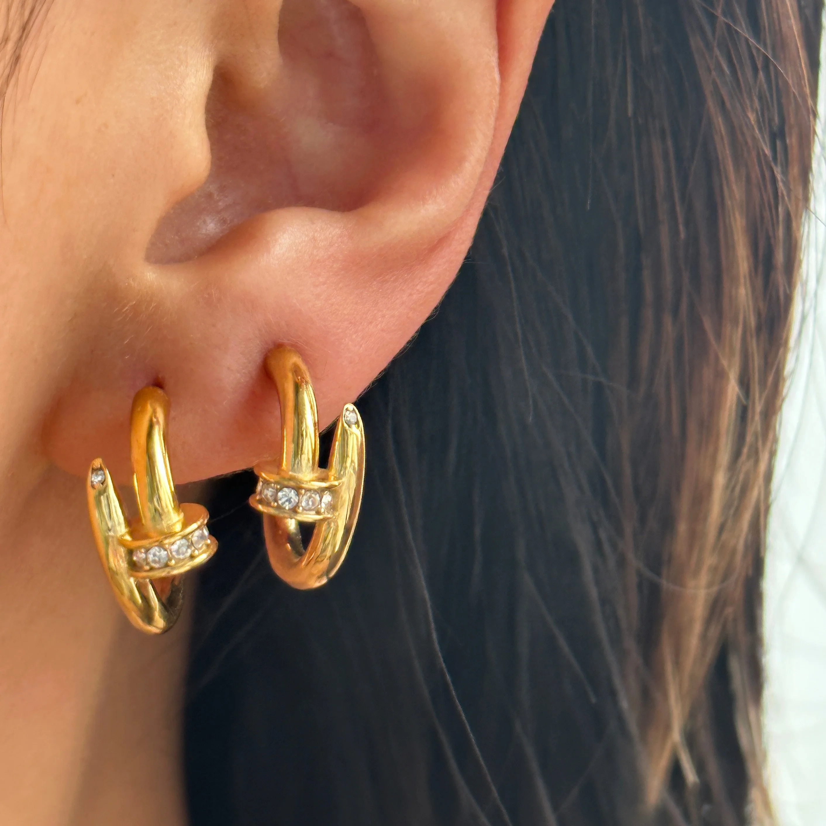 DASEIN 2025 New 18k Gold Plated Irregular Circular Zircon Earrings Unique Hypoallergenic Stainless Steel Polished Women Jewelry
DASEIN 2025 New 18k Gold Plated Irregular Circular Zircon Earrings Unique Hypoallergenic Stainless Steel Polished Women Jewelry