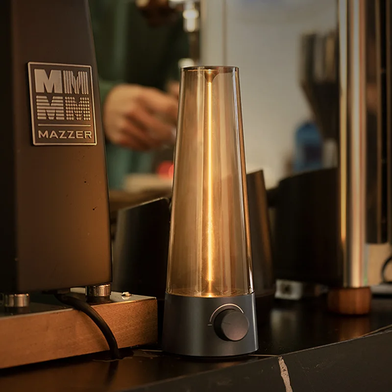 Новый ретро-светильник, роскошный уличный ночник для кемпинга, спальни, прикроватный высококачественный ночник с зарядкой через USB
Новый ретро-светильник, роскошный уличный ночник для кемпинга, спальни, прикроватный высококачественный ночник с зарядкой через USB