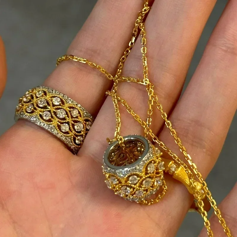 Light luxury High quality vintage exquisite hollow lace rhombus circular necklace horse eye crystal ring jewelry sets for women 
Light luxury High quality vintage exquisite hollow lace rhombus circular necklace horse eye crystal ring jewelry sets for women