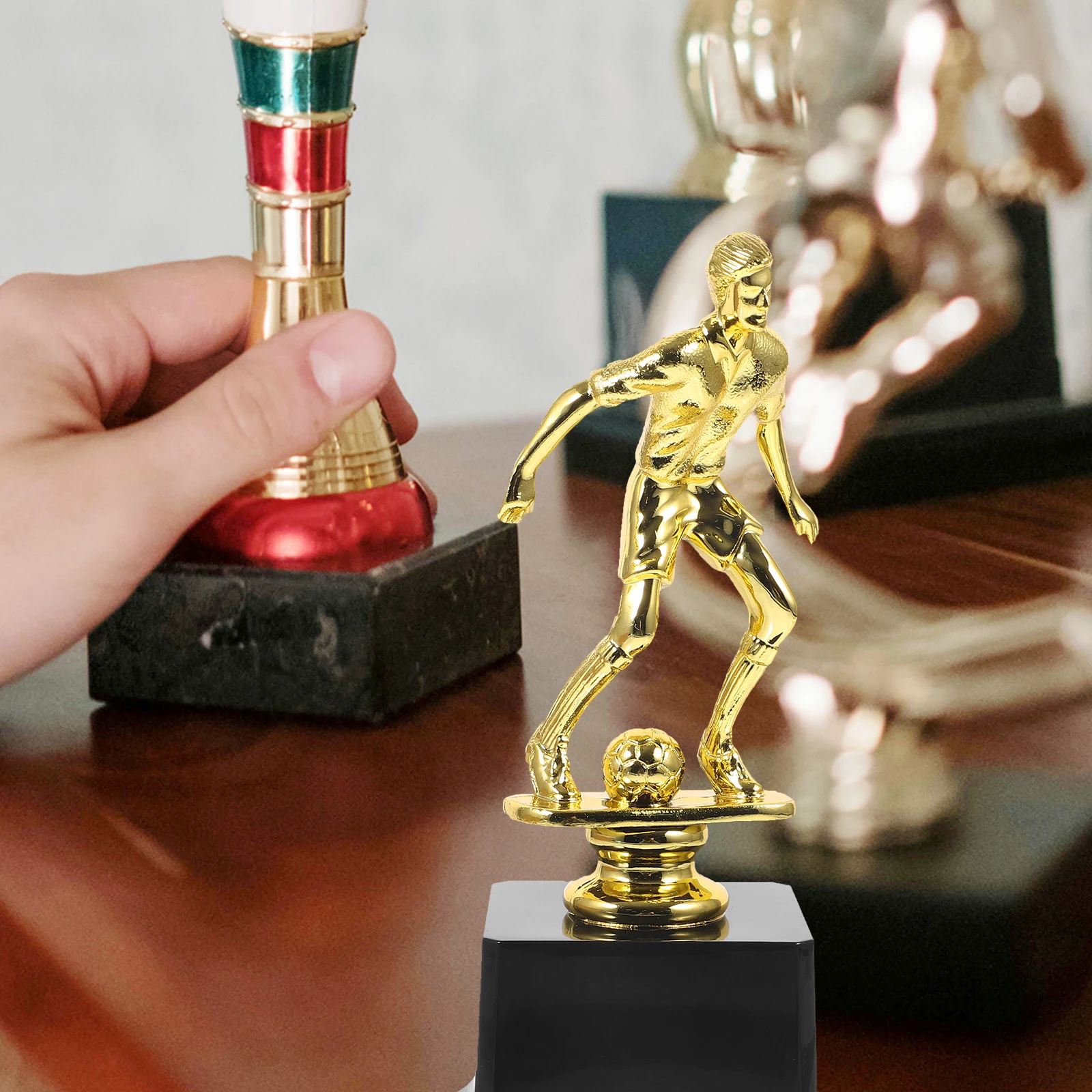 Football Exquisite Soccer Decoration Decorative Athlete Trophy Desktop Home Decoration Athlete Trophy Memorabilia
Football Exquisite Soccer Decoration Decorative Athlete Trophy Desktop Home Decoration Athlete Trophy Memorabilia