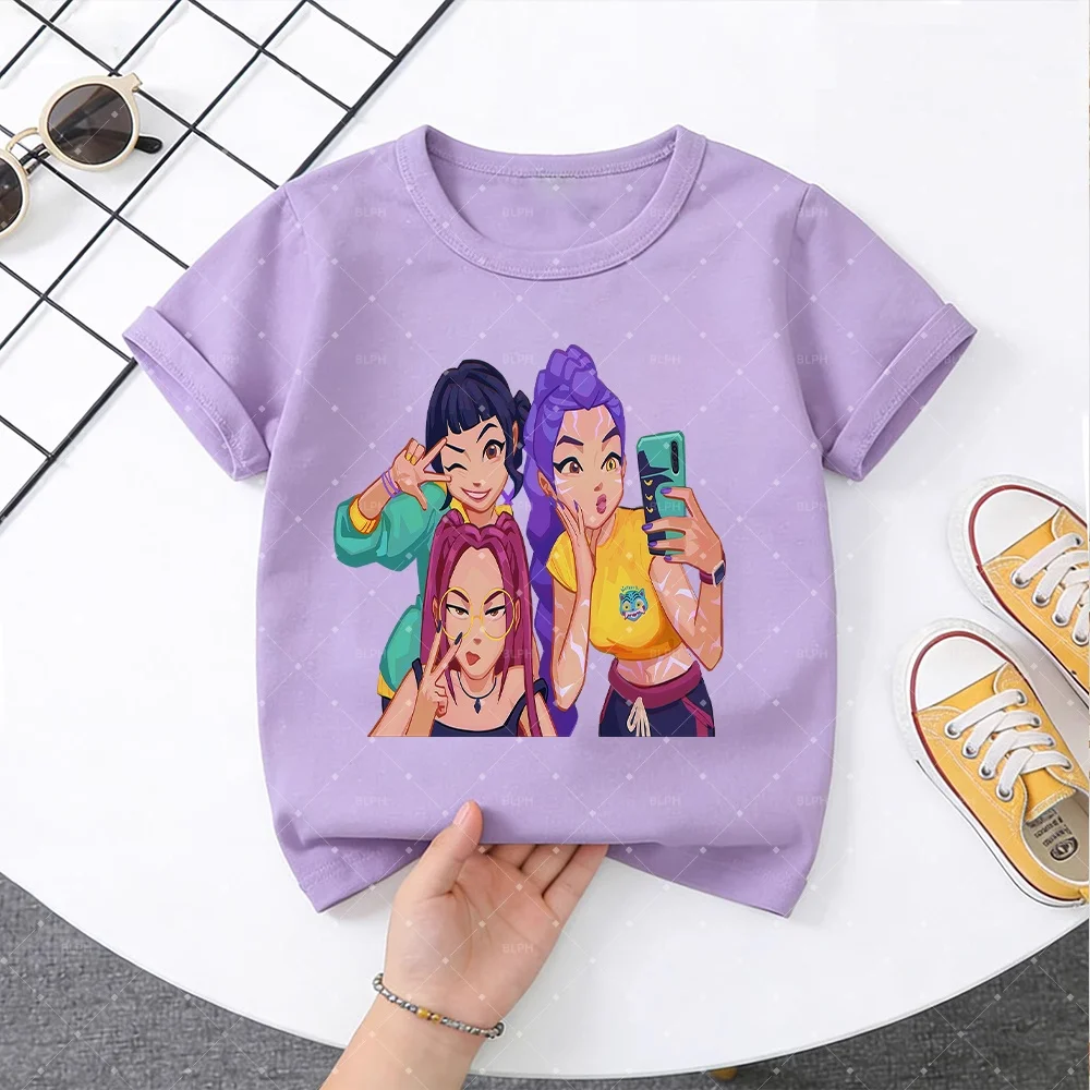 Милая детская футболка с мультяшным принтом K-Pop Demon Hunters и синим тигровым узором для модных малышей
Милая детская футболка с мультяшным принтом K-Pop Demon Hunters и синим тигровым узором для модных малышей