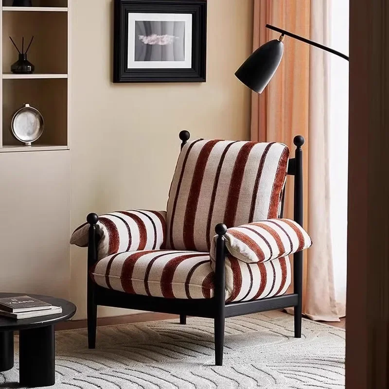 French retro chair, medieval single sofa chair, back chair
French retro chair, medieval single sofa chair, back chair