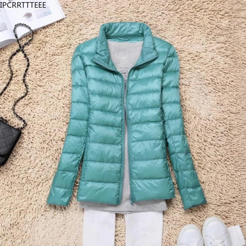 Женская куртка на белом утином пуху 90%, осенние женские ультратонкие пуховики, облегающие однотонные парки с длинным рукавом и капюшоном карамельных цветов
Женская куртка на белом утином пуху 90%, осенние женские ультратонкие пуховики, облегающие однотонные парки с длинным рукавом и капюшоном карамельных цветов