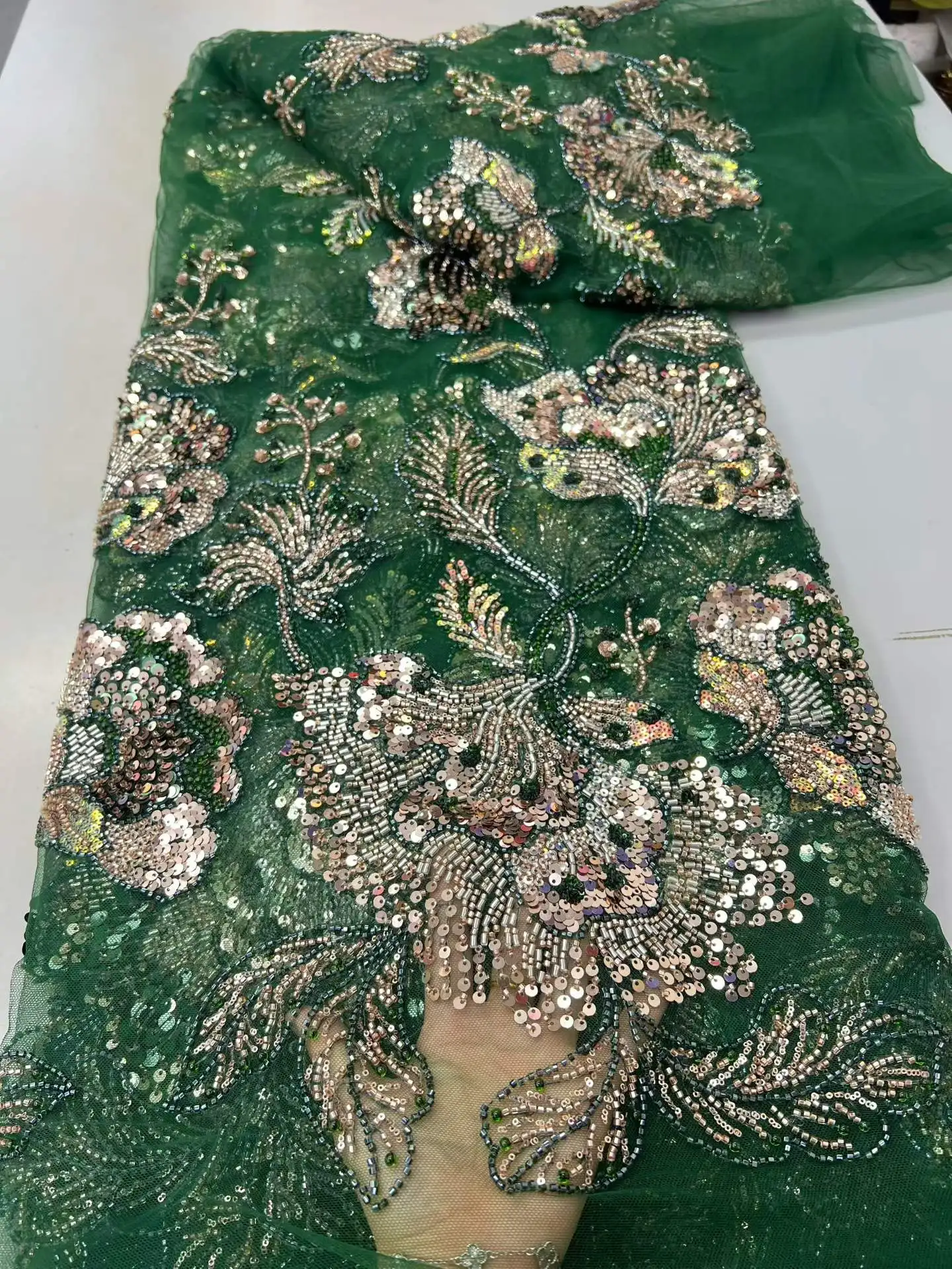 Luxury African Heavy Bead Lace Fabric 5 Yards Nigerian Pearl Embroidered Lace 2026 High Qualit Mesh Material With Sequins Dress
Luxury African Heavy Bead Lace Fabric 5 Yards Nigerian Pearl Embroidered Lace 2026 High Qualit Mesh Material With Sequins Dress