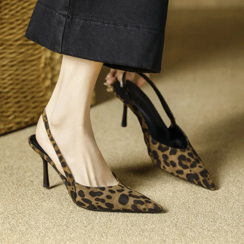 Summer Designer Pointed Toe Leopard Women Heels Sandals Slingback Sandals Kitten Party Prom Ladies Stilettos Sandalias De Mujer
Summer Designer Pointed Toe Leopard Women Heels Sandals Slingback Sandals Kitten Party Prom Ladies Stilettos Sandalias De Mujer