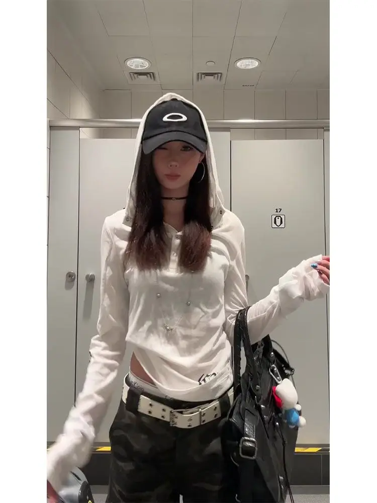 T-shirt for Women Simple V-neck Single Breasted Y2k Crop Tops Mujer Slim Fit Long Sleeve Tee Shirt Early Autumn New All-match
T-shirt for Women Simple V-neck Single Breasted Y2k Crop Tops Mujer Slim Fit Long Sleeve Tee Shirt Early Autumn New All-match