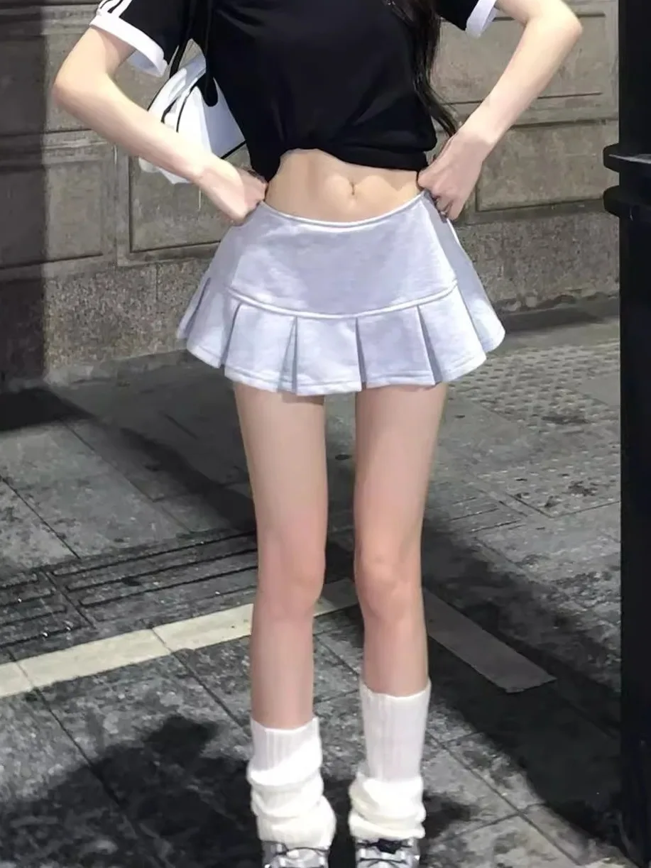 High Waist Grey Pleated Skirt Women's Summer 2026 Slimming Versatile Spicy A-Line Bodycon Half-length Skirt
High Waist Grey Pleated Skirt Women's Summer 2026 Slimming Versatile Spicy A-Line Bodycon Half-length Skirt