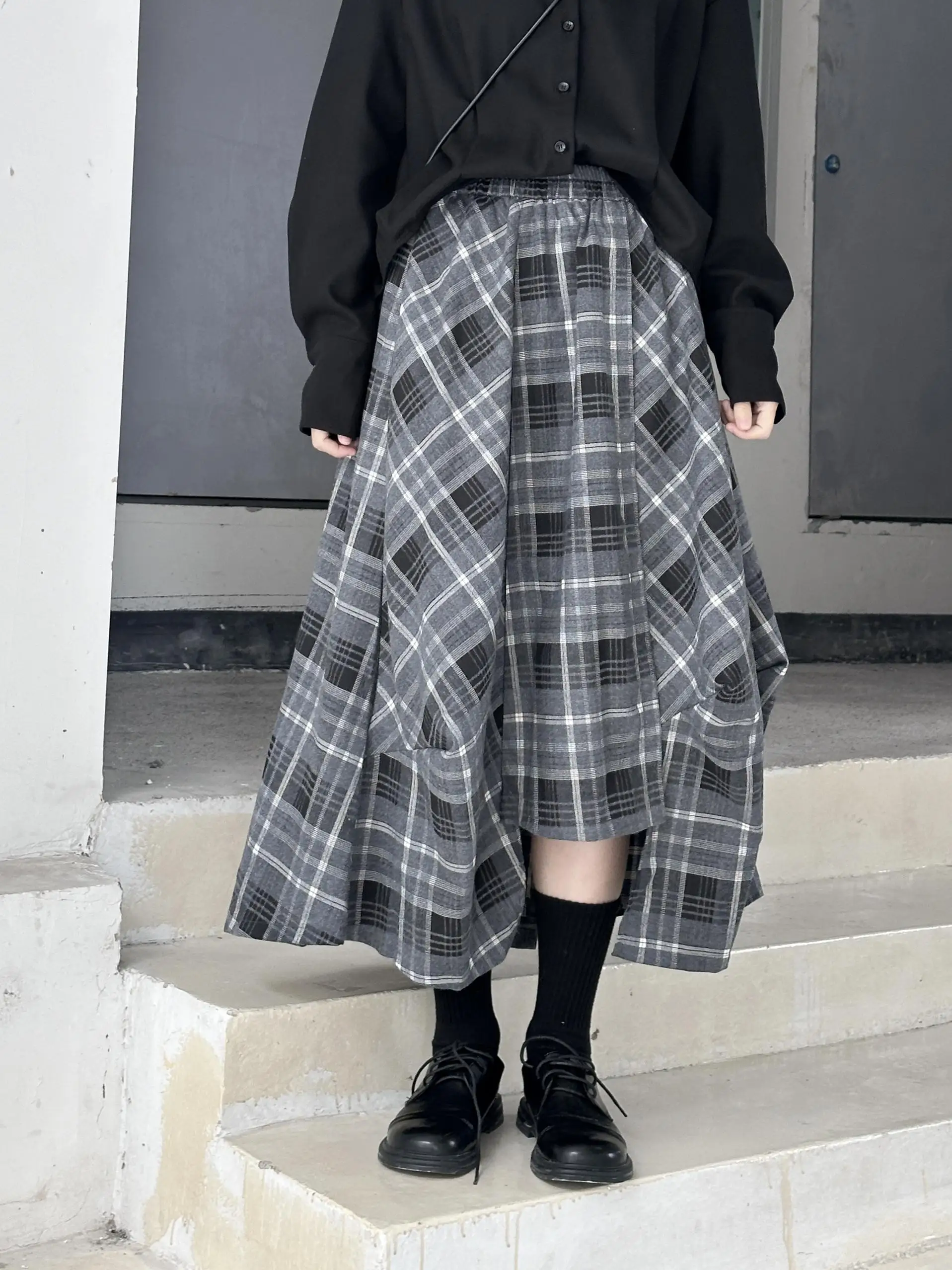 High Waist Midi Plaid Flocking Irregular A-Line Skirt Women's Autumn Winter Cotton Gingham Flocking Skirts Commute Style
High Waist Midi Plaid Flocking Irregular A-Line Skirt Women's Autumn Winter Cotton Gingham Flocking Skirts Commute Style