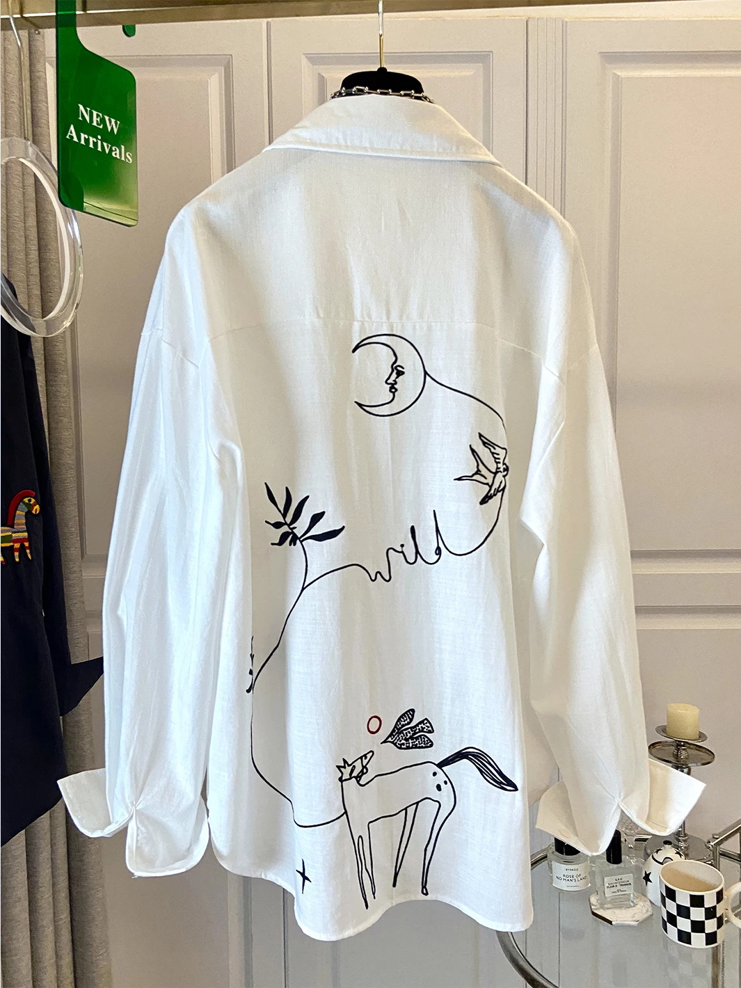 Casual Embroidered Shirt Women's Loose Fit Versatile Large Size Sun Protection Casual Style Long Sleeve Flip Collar Cardigan
Casual Embroidered Shirt Women's Loose Fit Versatile Large Size Sun Protection Casual Style Long Sleeve Flip Collar Cardigan