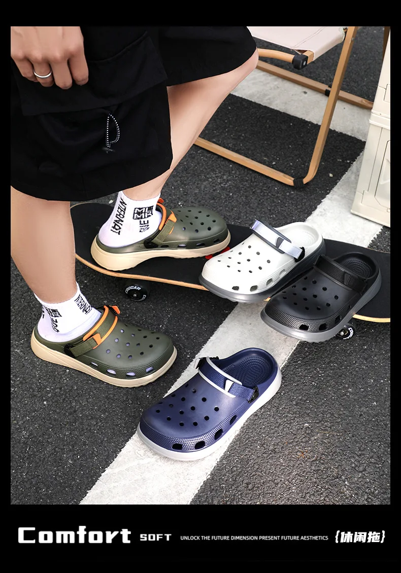Trendy men's outdoor cool slippers summer waterproof, smooth and breathable baotou beach double color hole shoes
Trendy men's outdoor cool slippers summer waterproof, smooth and breathable baotou beach double color hole shoes