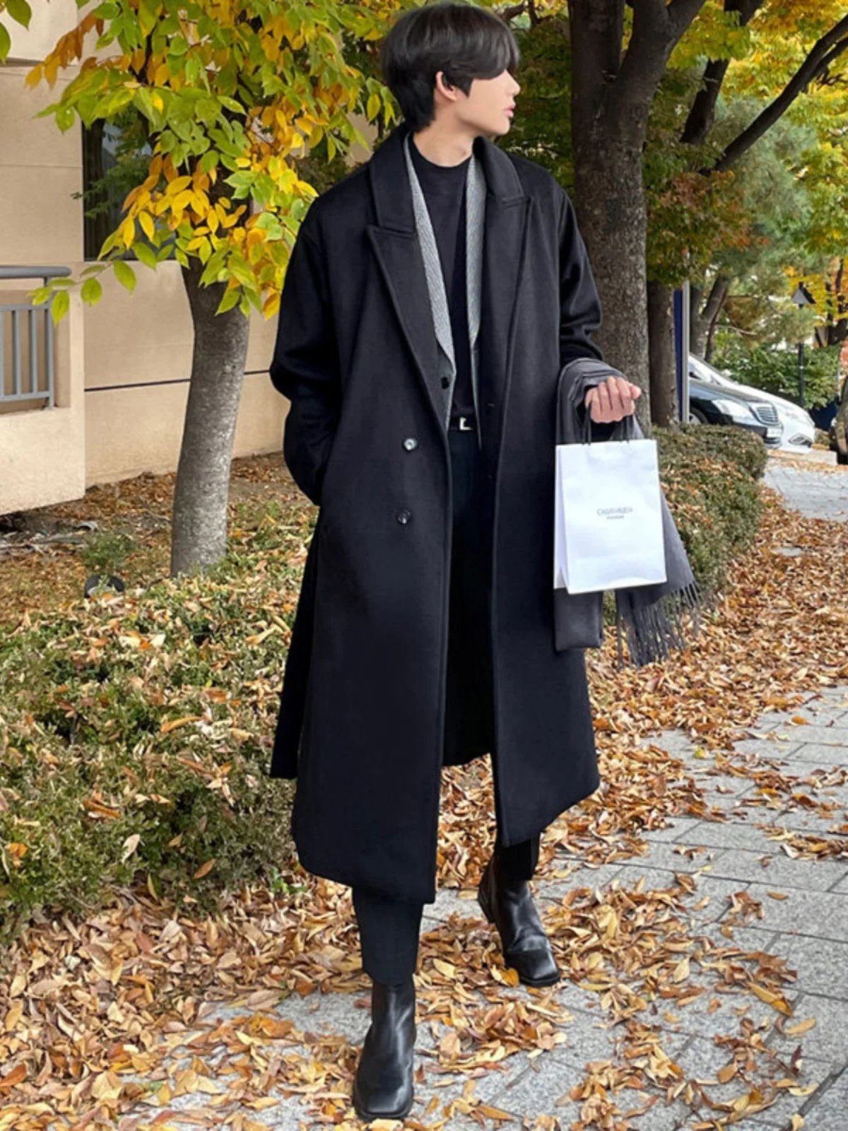 Мужское шерстяное пальто Bla, осенне-зимнее, средней длины, 2024, новинка, корейский стиль, молодежное, теплое, на одной пуговице, с отложным воротником
Мужское шерстяное пальто Bla, осенне-зимнее, средней длины, 2024, новинка, корейский стиль, молодежное, теплое, на одной пуговице, с отложным воротником