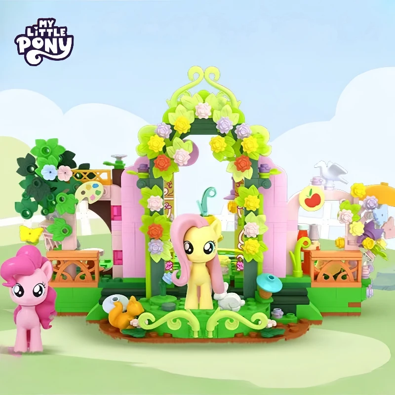 Строительные блоки My Little Pony, пирог Pinkie, секретный сад Fluttershy, сборная модель, детские игрушки с героями мультфильмов, украшения, подарки
Строительные блоки My Little Pony, пирог Pinkie, секретный сад Fluttershy, сборная модель, детские игрушки с героями мультфильмов, украшения, подарки