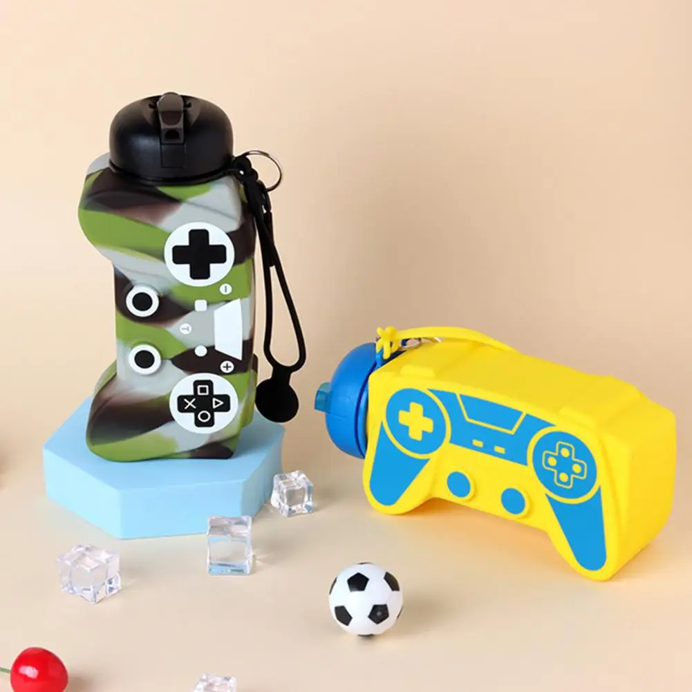 Unbreakable Silicone Water Bottle Lightweight Water Bottle Game Console-shaped 600ml Foldable Sport Bottle with Wrist for Travel
Unbreakable Silicone Water Bottle Lightweight Water Bottle Game Console-shaped 600ml Foldable Sport Bottle with Wrist for Travel