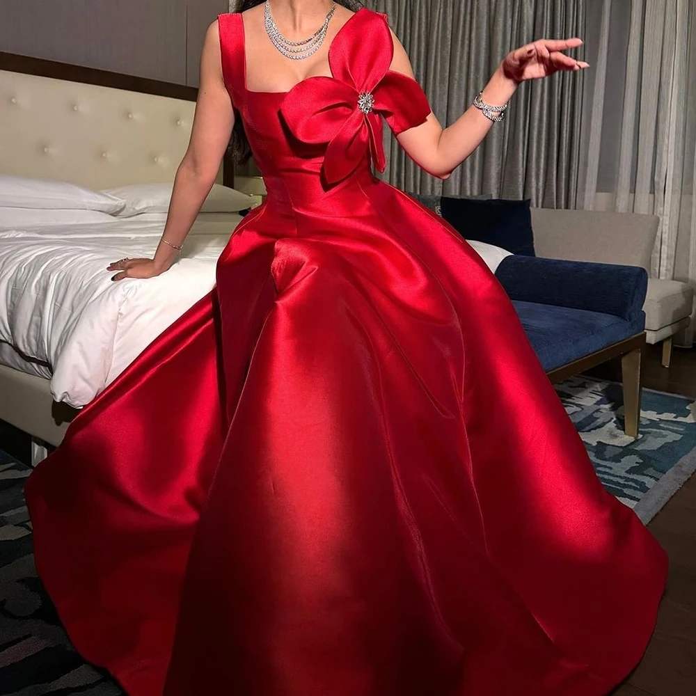 Exquisite Crystal Flowers Off the Shoulder Satin Evening Dresses Fashion A-Line Floor Length Square Neck Sleeveless Party Dress
Exquisite Crystal Flowers Off the Shoulder Satin Evening Dresses Fashion A-Line Floor Length Square Neck Sleeveless Party Dress
