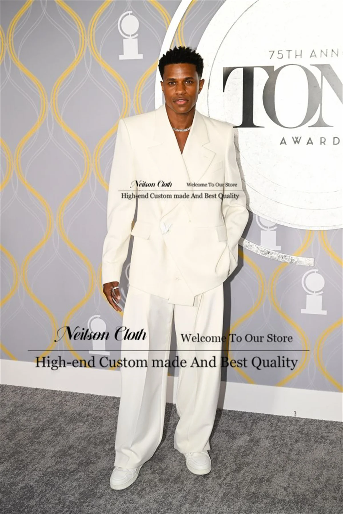 Beige Customized Men Suits 2 Pieces Sets Notched Lapel Groom Wedding Tuxedos Casual Male Prom Blazers Loose Terno Masculino
Beige Customized Men Suits 2 Pieces Sets Notched Lapel Groom Wedding Tuxedos Casual Male Prom Blazers Loose Terno Masculino