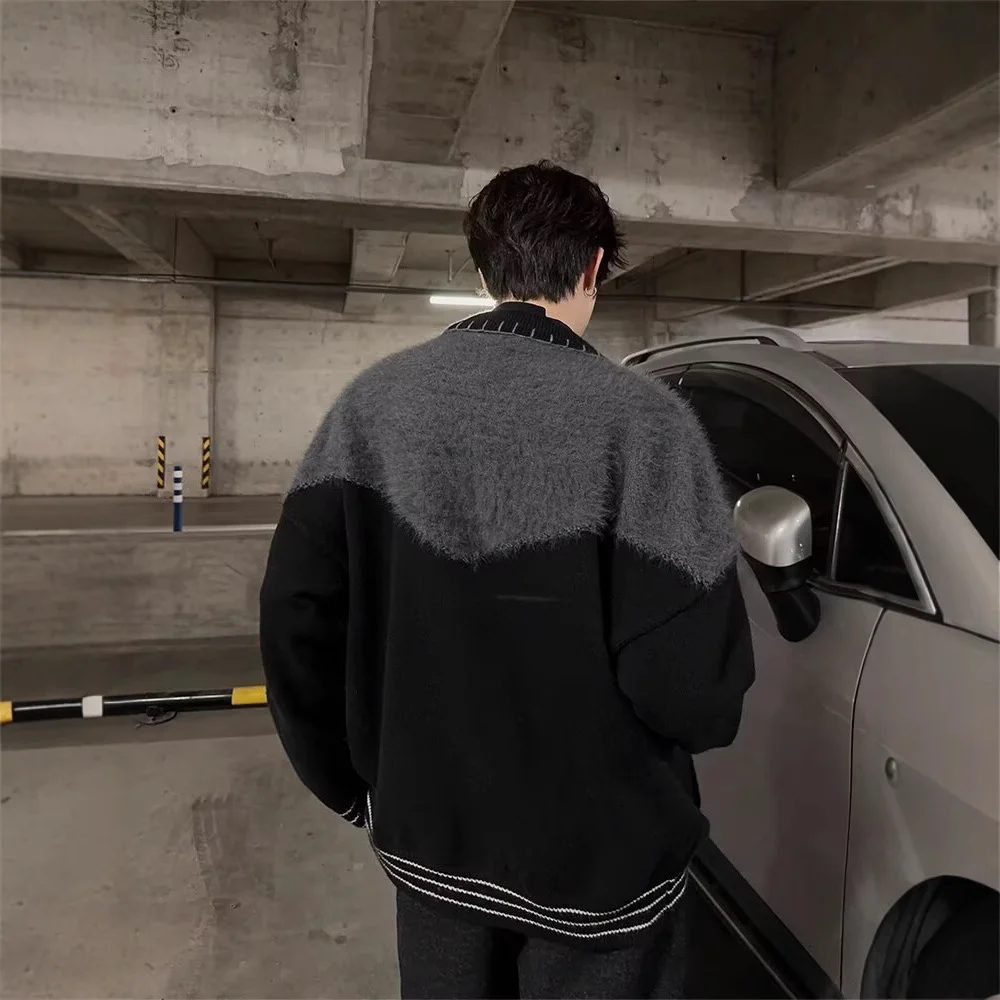 Fur Collar Hooded Jacket Mens Leather Vintage Mountaineering Trail Military Padded Comfort Fashionable Reflective Crop Warm Top
Fur Collar Hooded Jacket Mens Leather Vintage Mountaineering Trail Military Padded Comfort Fashionable Reflective Crop Warm Top