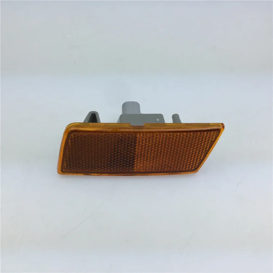 For Chrysler 300C Sebring Sebring Auto Parts 300C front bumper lights corner lamp left side turn signal lamp free shipping
For Chrysler 300C Sebring Sebring Auto Parts 300C front bumper lights corner lamp left side turn signal lamp free shipping