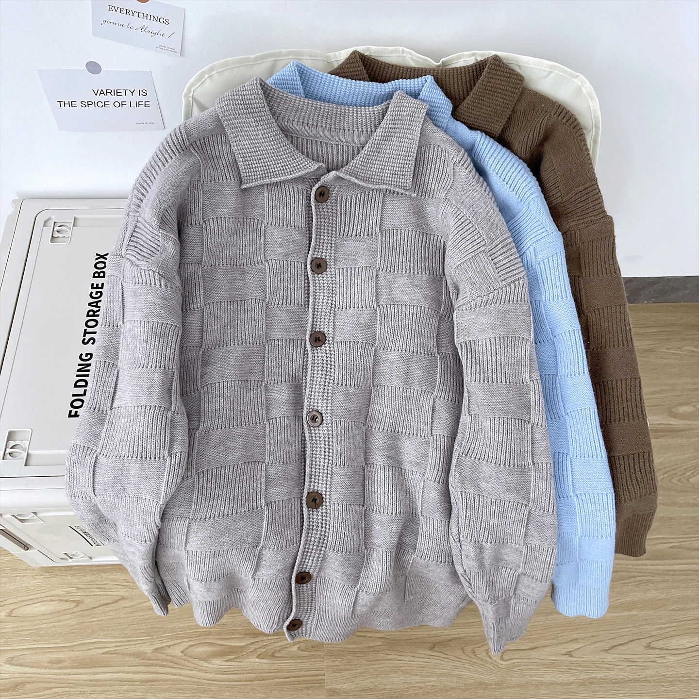 Утепленный вязаный кардиган мужской осенне-зимний, теплый свитер с воротником, молодежный, однотонный, повседневный
Утепленный вязаный кардиган мужской осенне-зимний, теплый свитер с воротником, молодежный, однотонный, повседневный