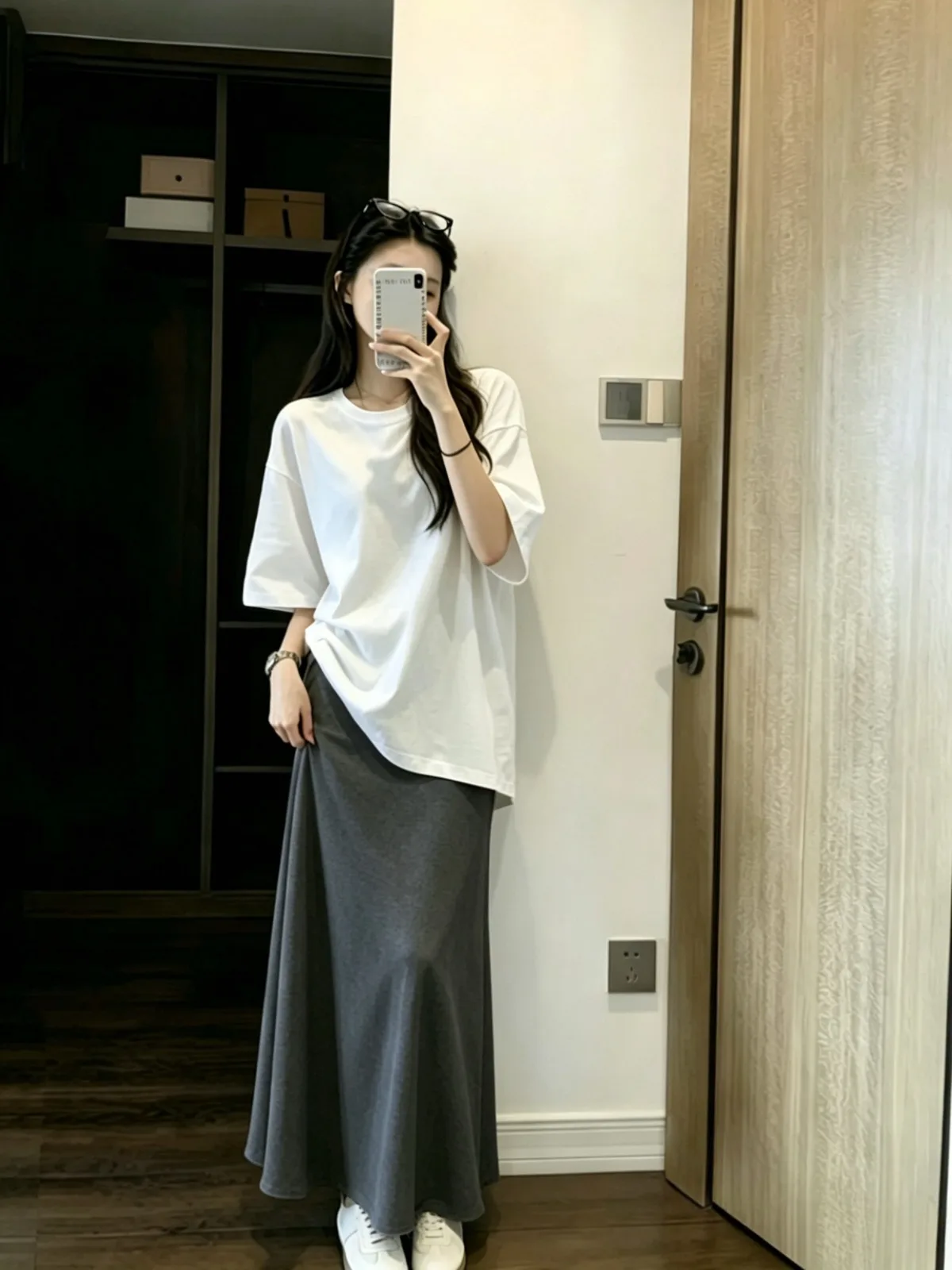 Lazy Casual Two-Piece Set round Neck Short Sleeve Loose T-Shirt Women Summer Drapey A-Line Midi Skirt Long Skirt
Lazy Casual Two-Piece Set round Neck Short Sleeve Loose T-Shirt Women Summer Drapey A-Line Midi Skirt Long Skirt