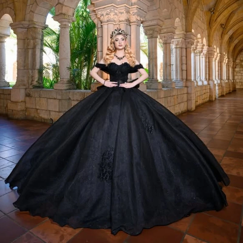 Black Quinceanera Dresses Ball Gown Off The Shoulder Applique Lace Beads Tull Corset Party Birthday Sweet 16 Dress Vestidos 15
Black Quinceanera Dresses Ball Gown Off The Shoulder Applique Lace Beads Tull Corset Party Birthday Sweet 16 Dress Vestidos 15