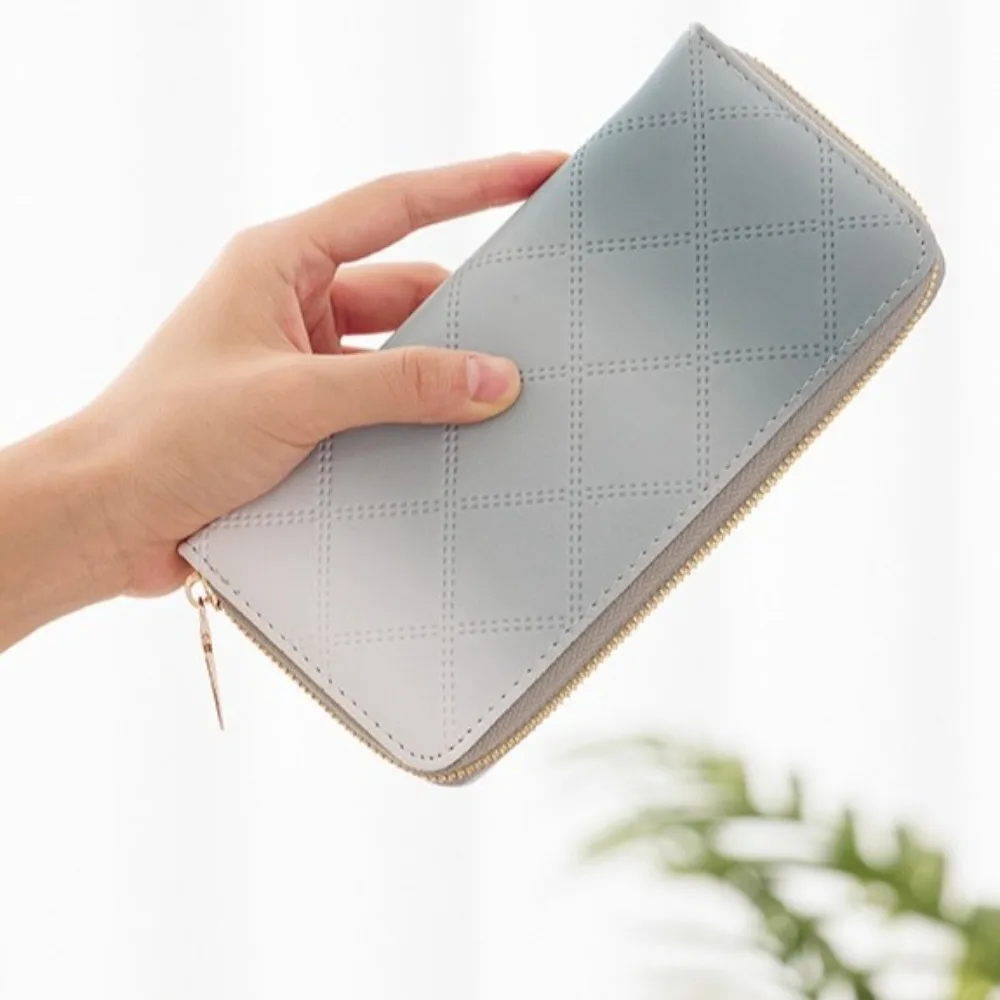Fashion Zipper Long Wallet Multiple Card Slots Large Capacity Card Storage Bag Temperament Handheld Coin Purse Ladies
Fashion Zipper Long Wallet Multiple Card Slots Large Capacity Card Storage Bag Temperament Handheld Coin Purse Ladies