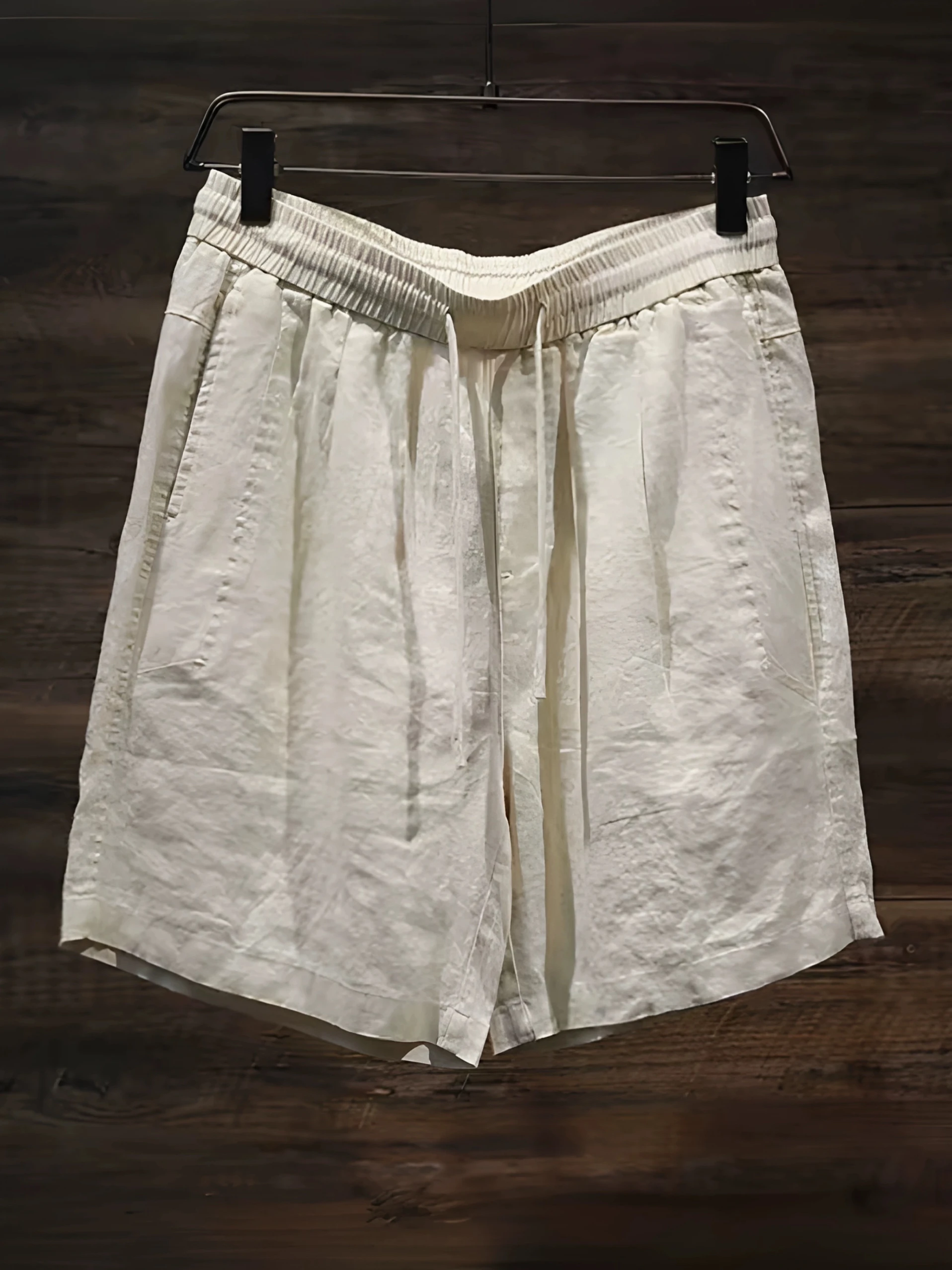 Lightweight Linen Men's Shorts Summer New Style American Retro Breathable Loose Comfortable Sports Five-Quarter Length Pockets
Lightweight Linen Men's Shorts Summer New Style American Retro Breathable Loose Comfortable Sports Five-Quarter Length Pockets
