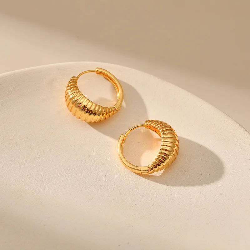 New Punk Geometric Simple Metal Croissant Stud Earring for Women Unique Design Personalization Jewerly Fashion Accessories Gift
New Punk Geometric Simple Metal Croissant Stud Earring for Women Unique Design Personalization Jewerly Fashion Accessories Gift