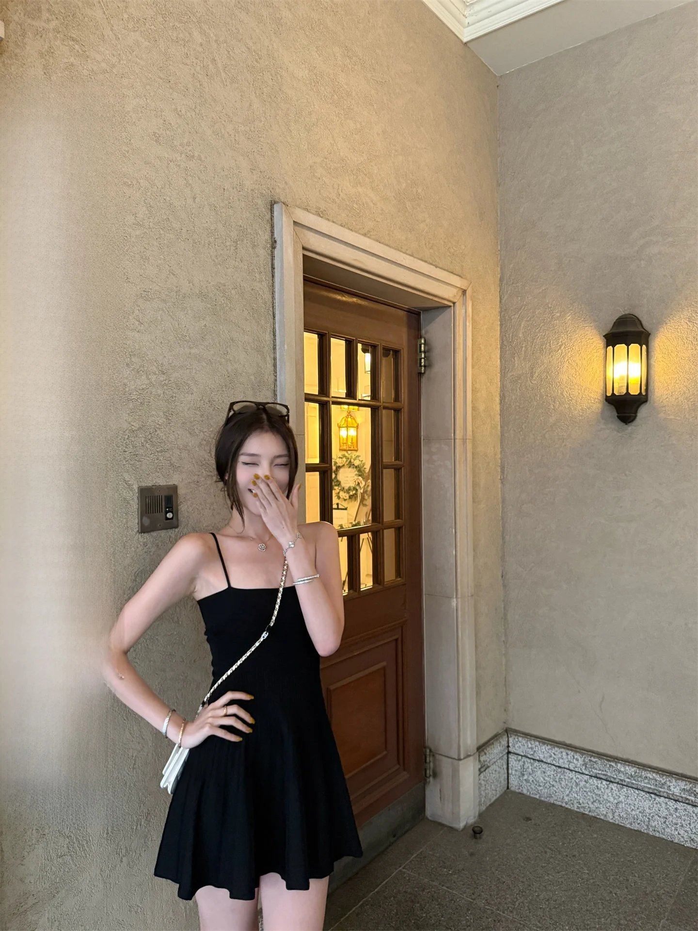 Классический вязаный жилет Yangzifan Limited Edition с двойными цветными бретелями, облегающий, для повседневной носки
Классический вязаный жилет Yangzifan Limited Edition с двойными цветными бретелями, облегающий, для повседневной носки