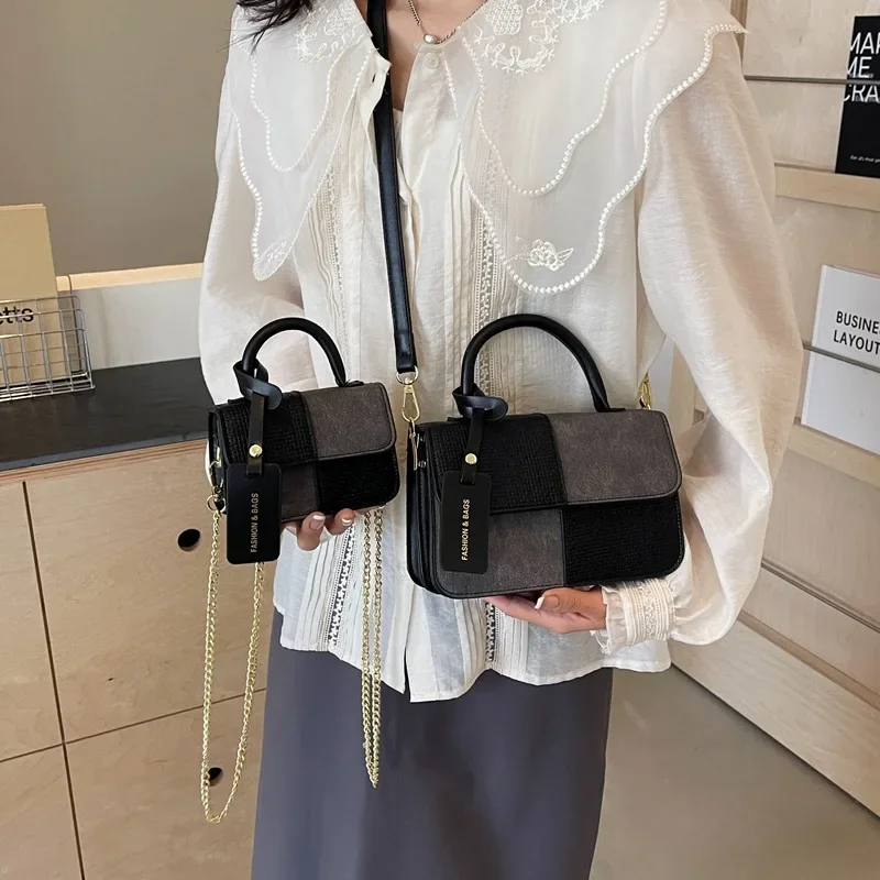 Small Square Bag With Niche Splicing And Contrasting Colors For Women New Texture Children's Mini Crossbody Bag
Small Square Bag With Niche Splicing And Contrasting Colors For Women New Texture Children's Mini Crossbody Bag