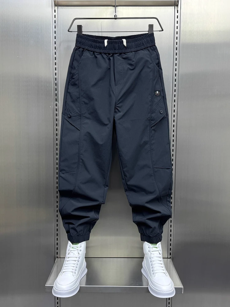 Свободные мужские рабочие брюки в японском стиле, летние, модные, широкие, с пэчворком, в стиле Харадзюку, укороченные, повседневные, для молодежи
Свободные мужские рабочие брюки в японском стиле, летние, модные, широкие, с пэчворком, в стиле Харадзюку, укороченные, повседневные, для молодежи